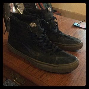Mid top Vans!! Men’s!